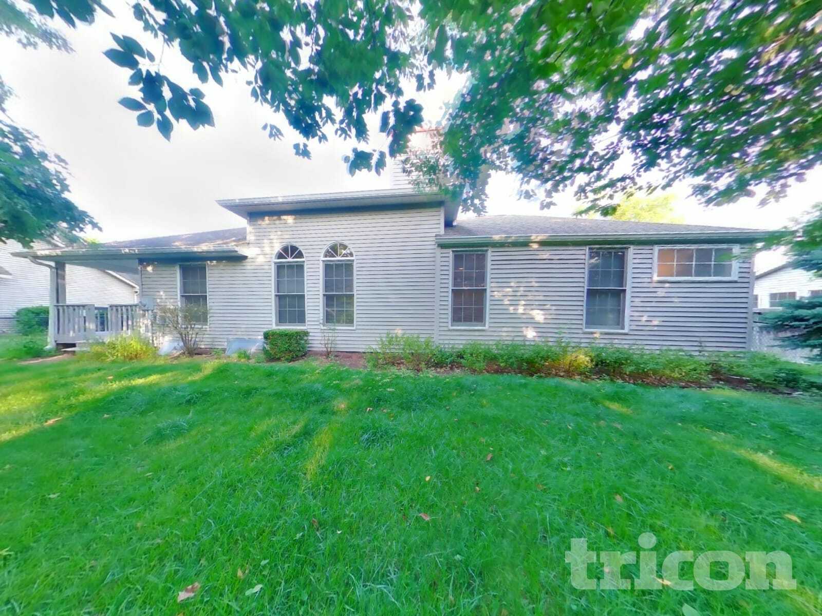 Building Photo - 3279 Wheaton Ct