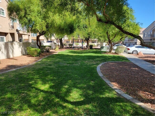 Building Photo - 6639 Tumbleweed Ridge Ln