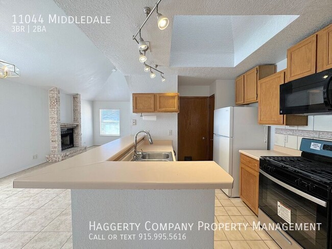 Building Photo - 11044 Middledale-