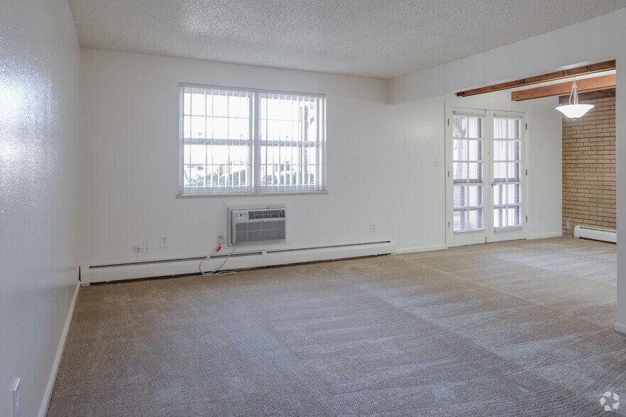 Applewood Crest Townhomes and Apartments 11280 W 20th Ave Lakewood CO