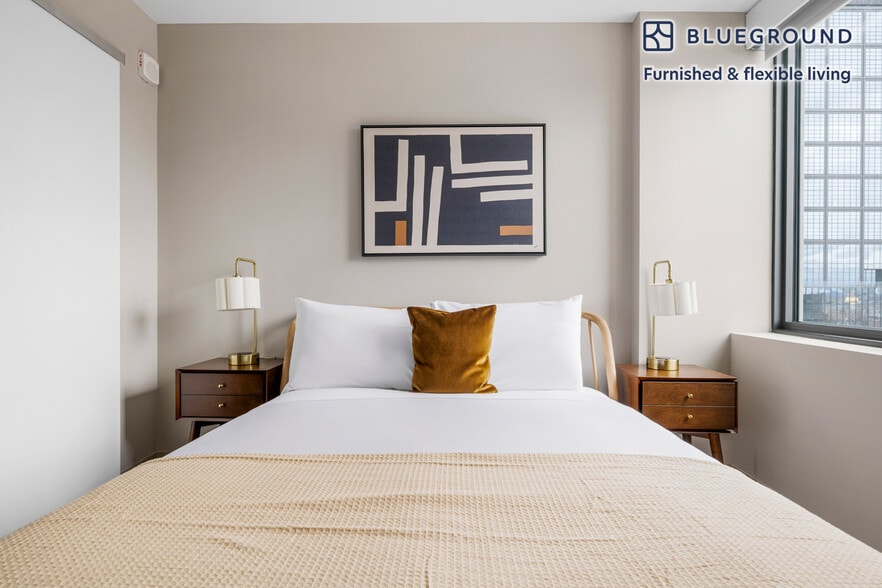 Building Photo - 1 Nashua St