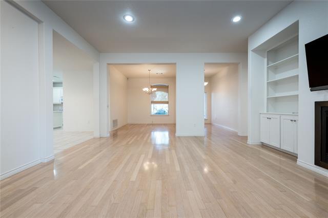 Building Photo - 1505 Valley Creek Rd