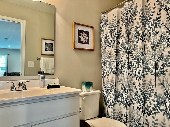 Building Photo - Fully Furnished Luxury Corporate Rental - Brand New Construciton