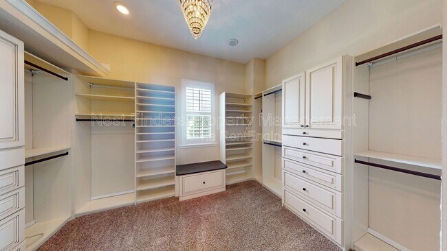 Building Photo - 463 Oxford Estates Way