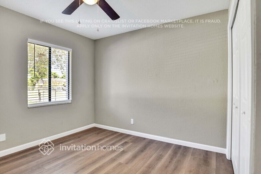 Building Photo - 311 N Buena Vista Ave
