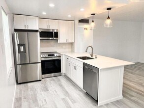 Building Photo - 58 Normandy Ln