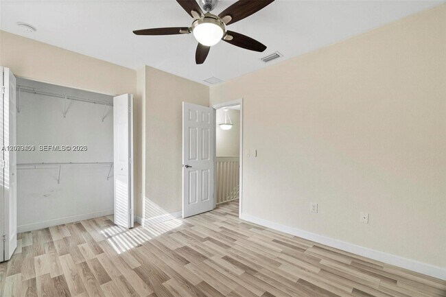 Building Photo - 8988 SW 17th Ct