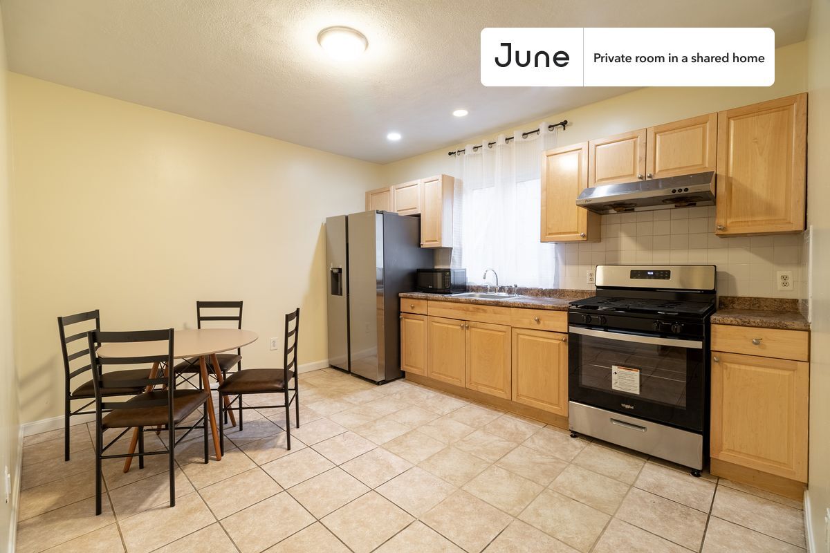Building Photo - Room in Shared 3 bed/2 bath home in East Boston