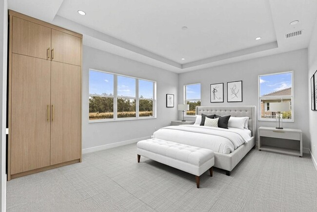 Building Photo - 15054 Wildwood Cir