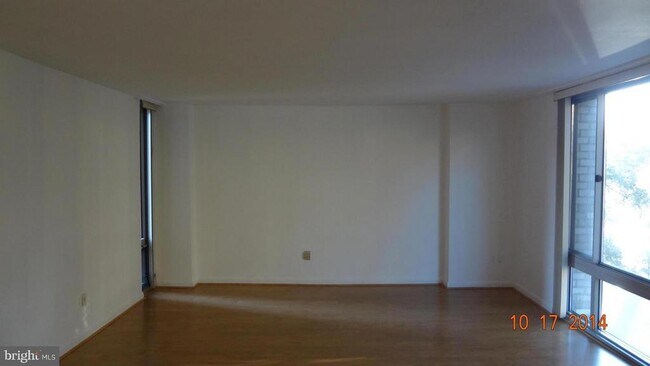 Building Photo - 950 25th St NW