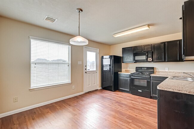 Building Photo - 838 Darbydale Crossing Ln