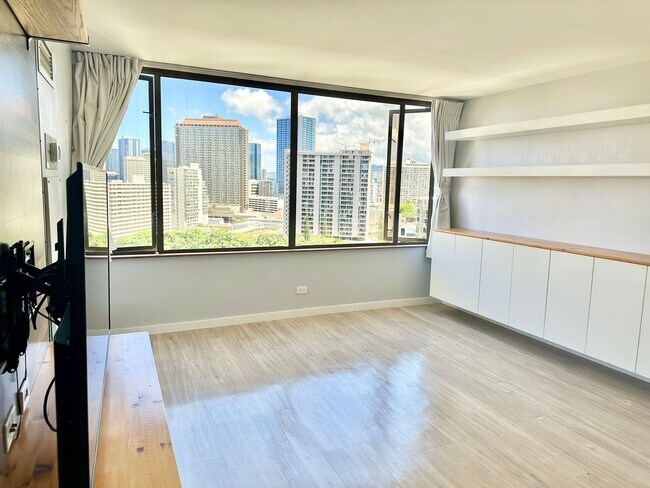 Building Photo - Upgraded 1 bedroom in Waikiki! Price Change!