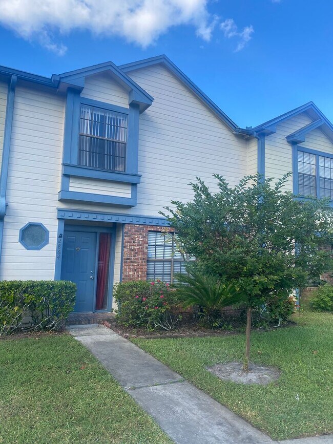 Building Photo - !!!Move In Special!!! 3/2.5 IN BEACON HILL...