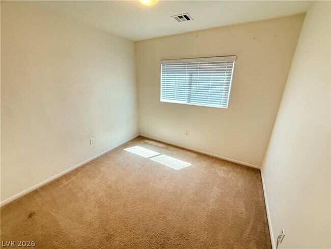 Building Photo - 2416 Cockatoo Dr