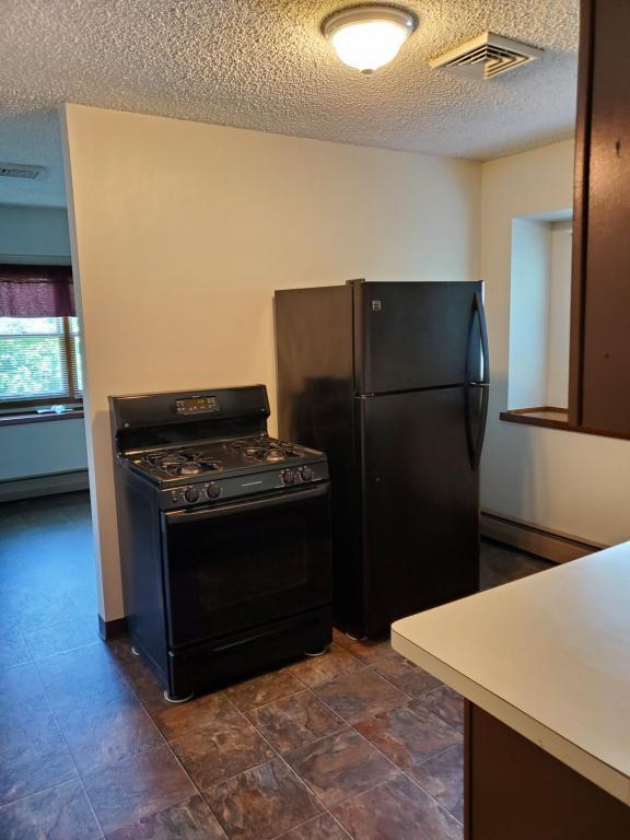 Building Photo - 60 Fredericka St