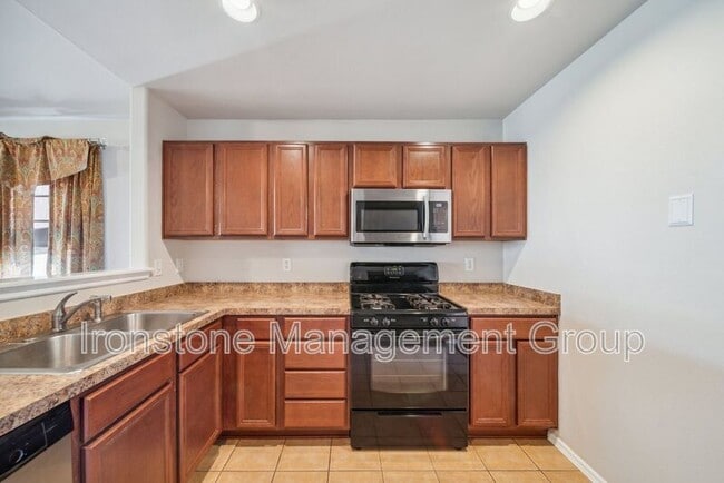 Building Photo - 6795 East 130th Pl S