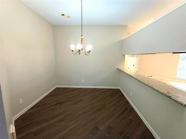 Building Photo - 3821 Pin Oak Dr N