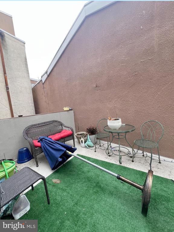 Building Photo - 1415 S 4th St