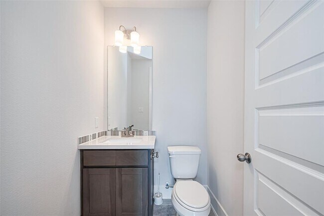Building Photo - 23649 Silver Palm Trl