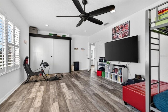 Building Photo - 8111 Santa Rosa Ct