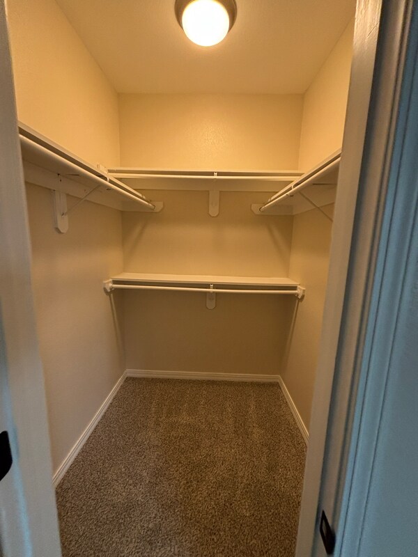 Building Photo - 250 S Stagecoach Trail