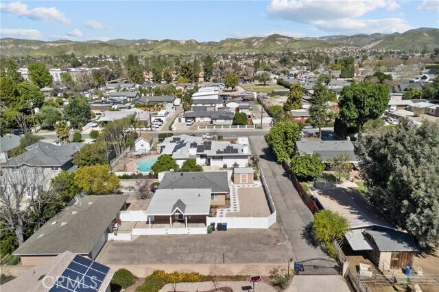 Building Photo - 4576 Adam