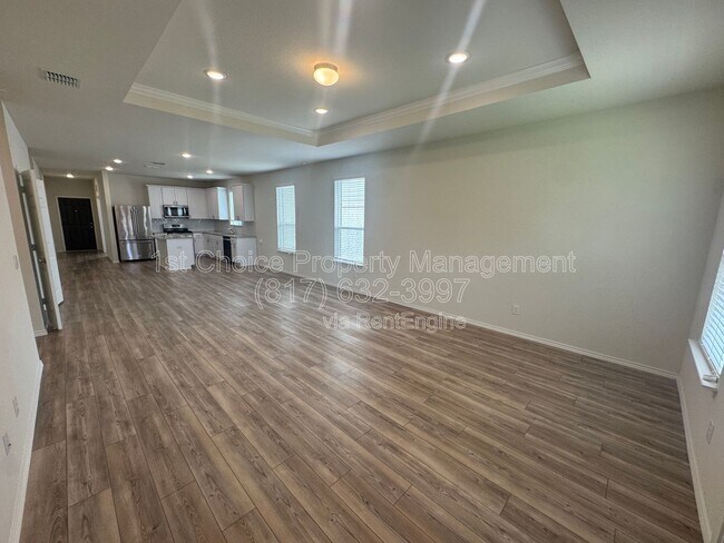 Building Photo - 8132 Cedar Lake Ln