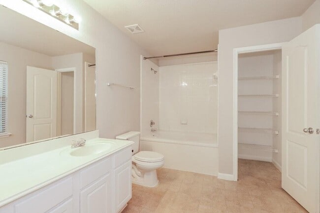 Building Photo - 6403 Misty Brook Bend Ct