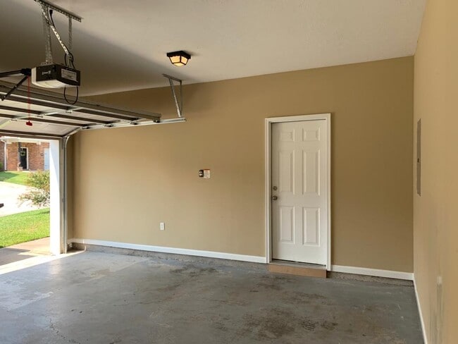 Building Photo - 4310 E Barcelona Way