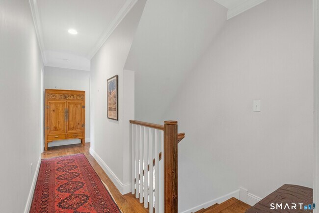 Building Photo - 210 High Ridge Ave