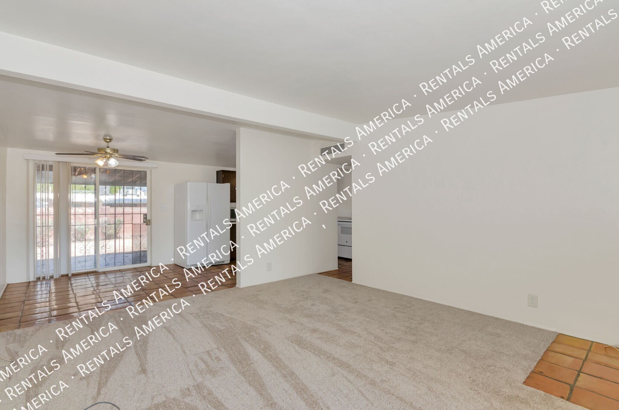 Building Photo - 6545 E Calle Luna