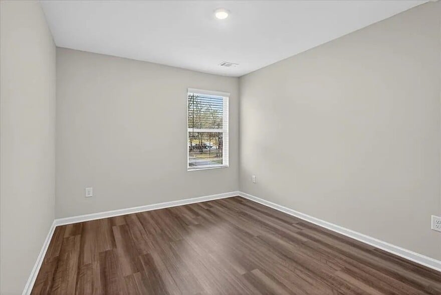 Building Photo - 138 Brexley Dr
