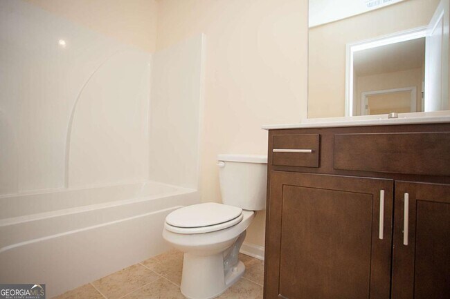 Building Photo - 4505 Almanor Cir