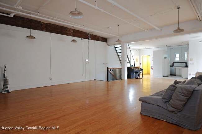 Building Photo - 314 Wall St