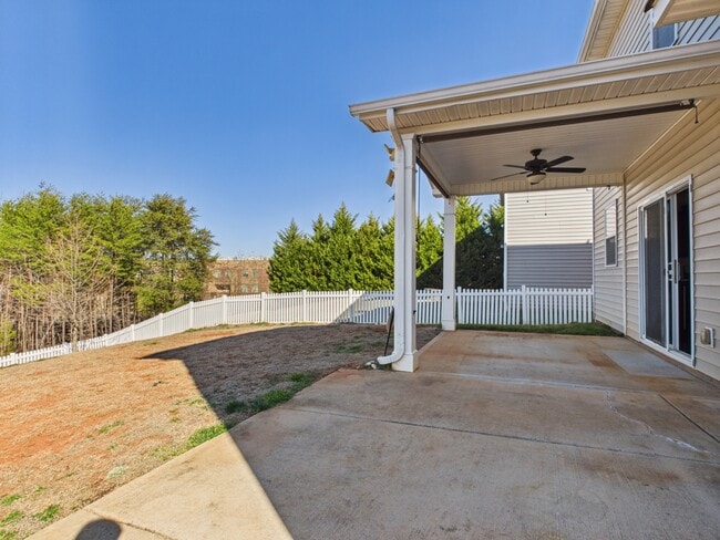 Building Photo - 8810 Douglas Palace Ct