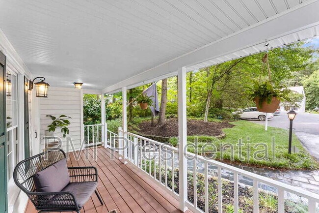 Building Photo - 1809 Winding Way