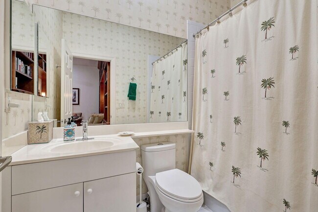 Building Photo - 8671 Falcon Green Dr
