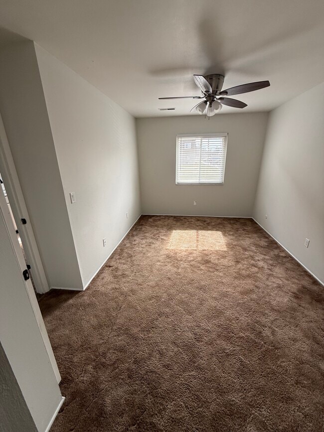 Building Photo - 2714 Center St