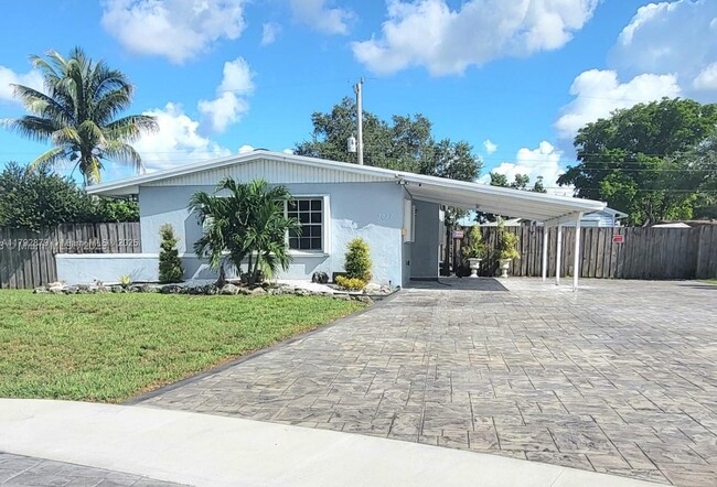 Primary Photo - 7031 Taylor St