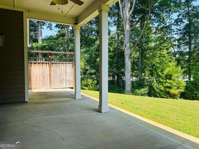 Building Photo - 16 Anchor Ct