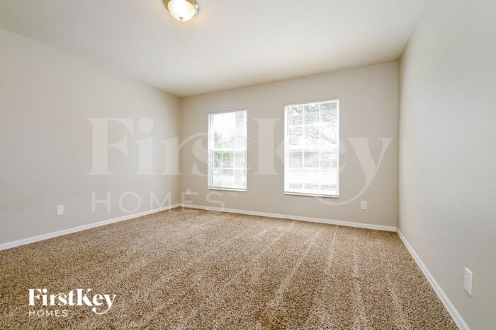Building Photo - 4003 Kingsfield Dr