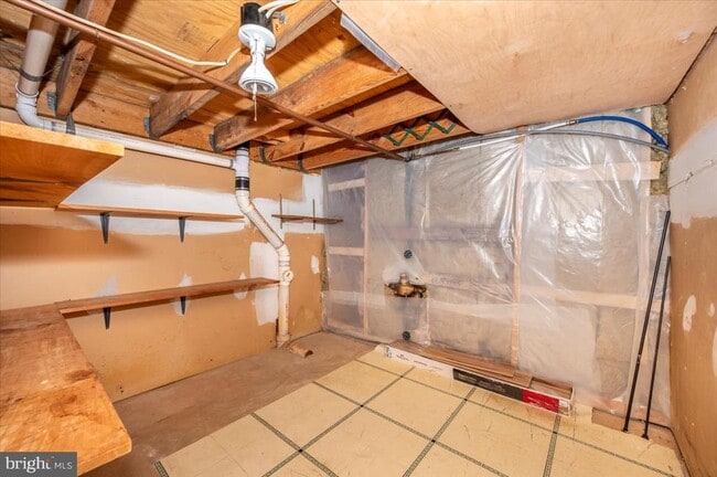 Building Photo - 11 Lazy Hollow Way