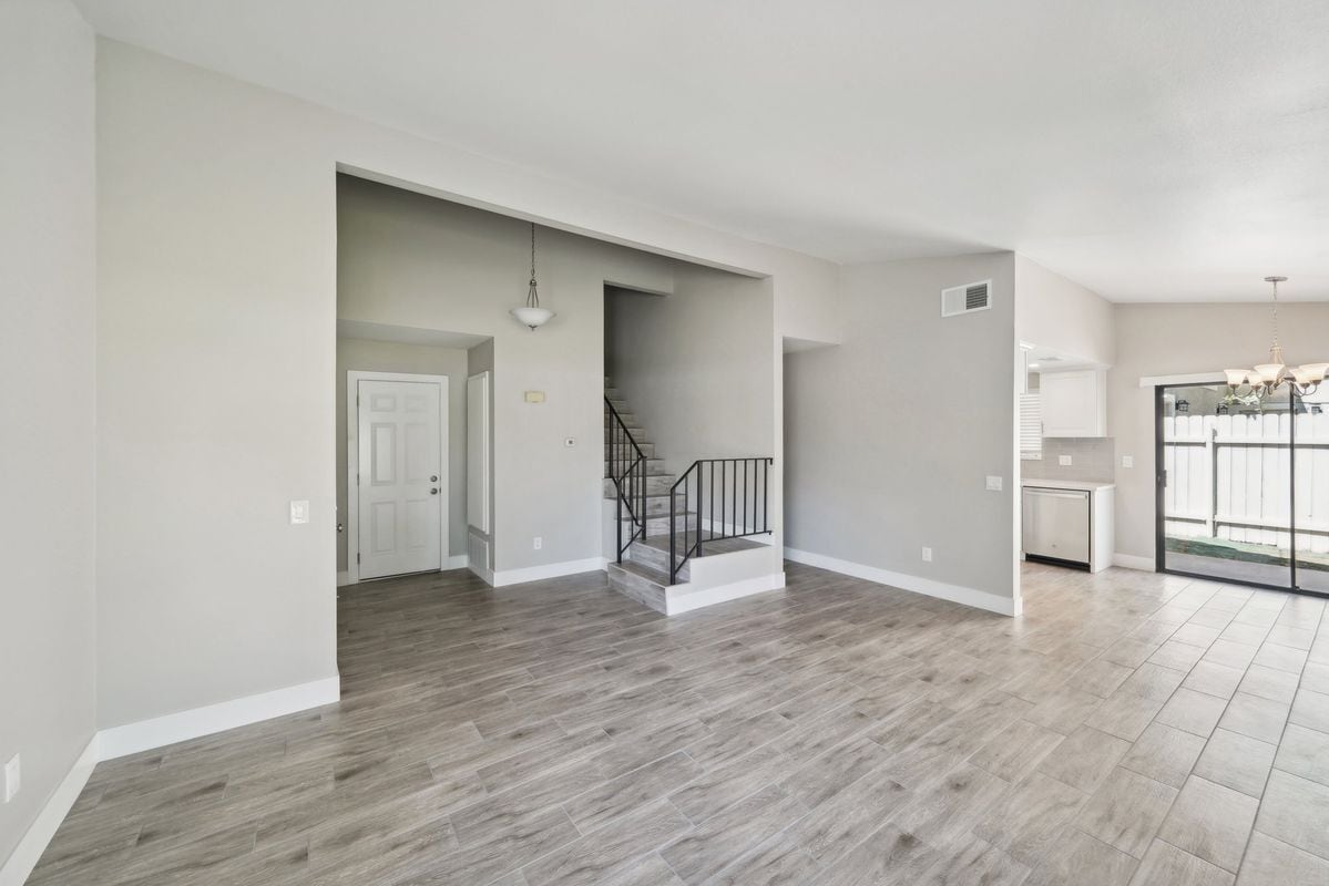 Building Photo - 3122 Triumph Ln