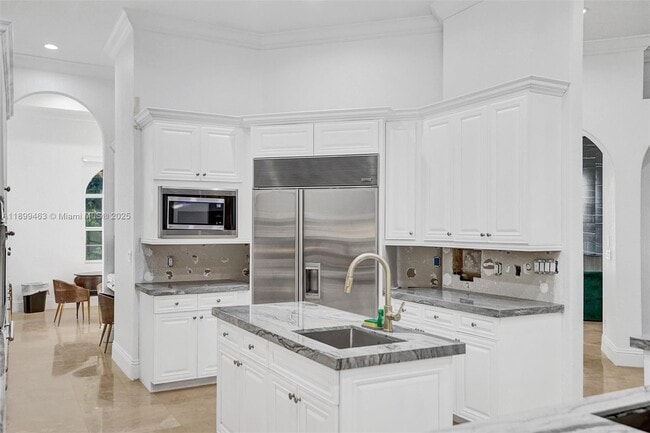 Building Photo - 13751 Pine Meadow Ct