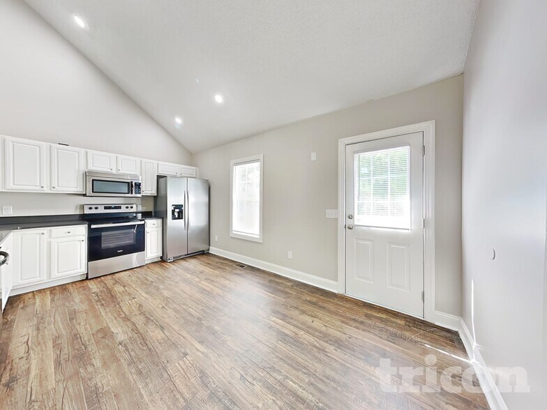 Building Photo - 4612 Hendrix Ct