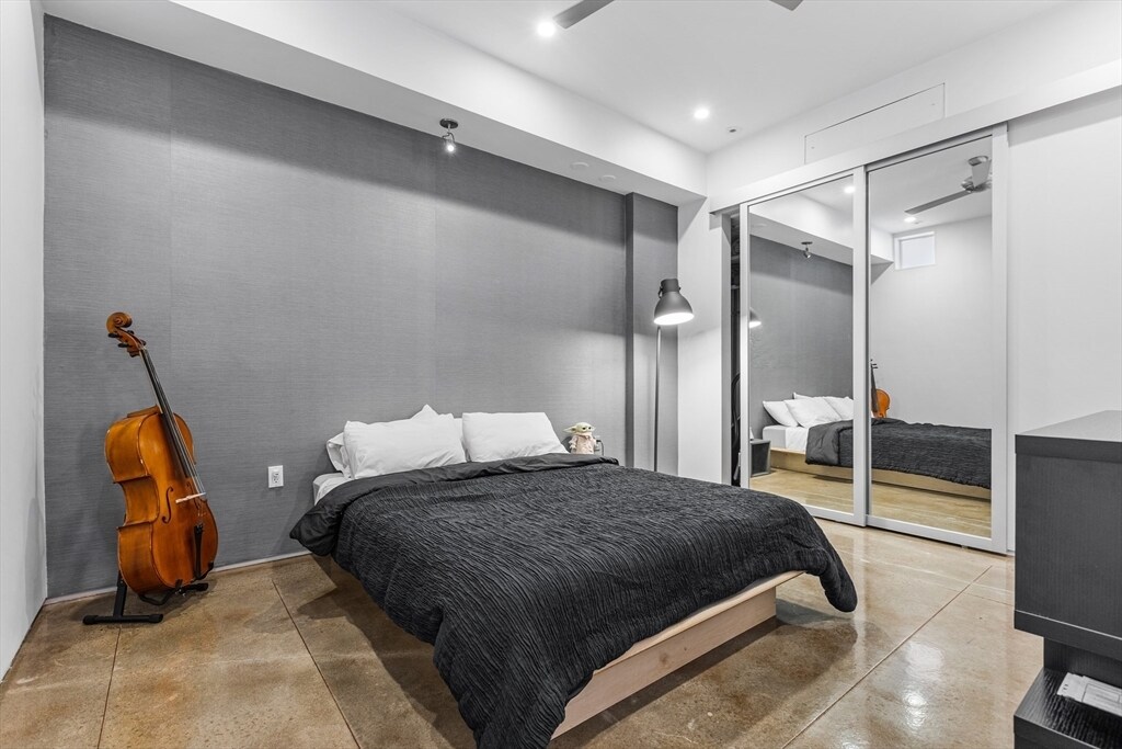 Building Photo - 37 A St