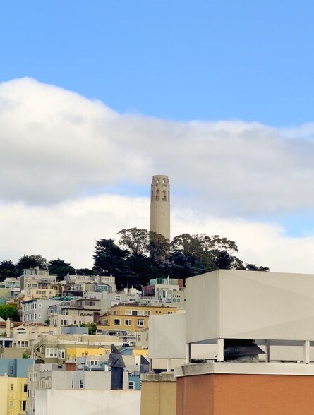 Building Photo - 650 Chestnut St