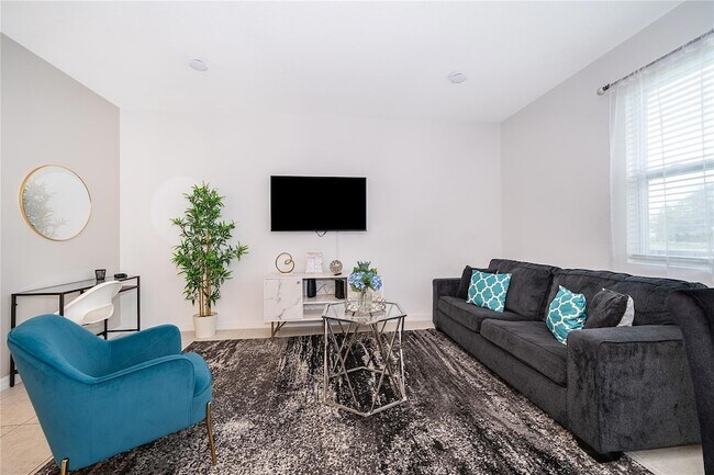 Building Photo - 1013 Plantation Ln