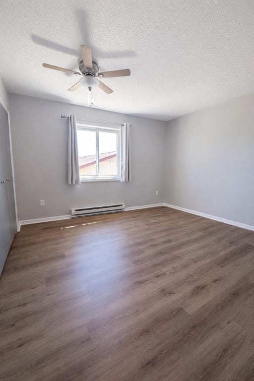 Building Photo - 1900 Apartment Dr