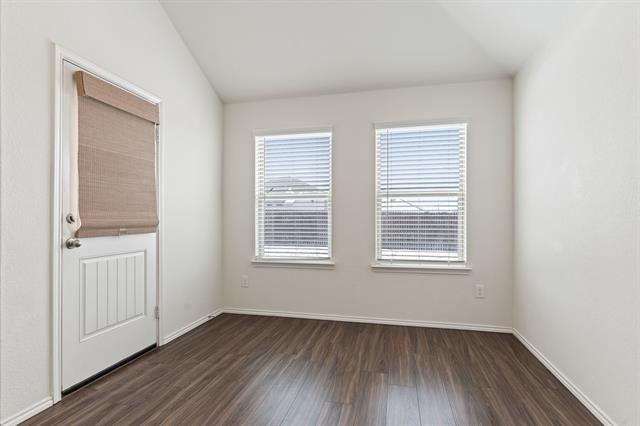 Building Photo - 312 Saguaro Dr